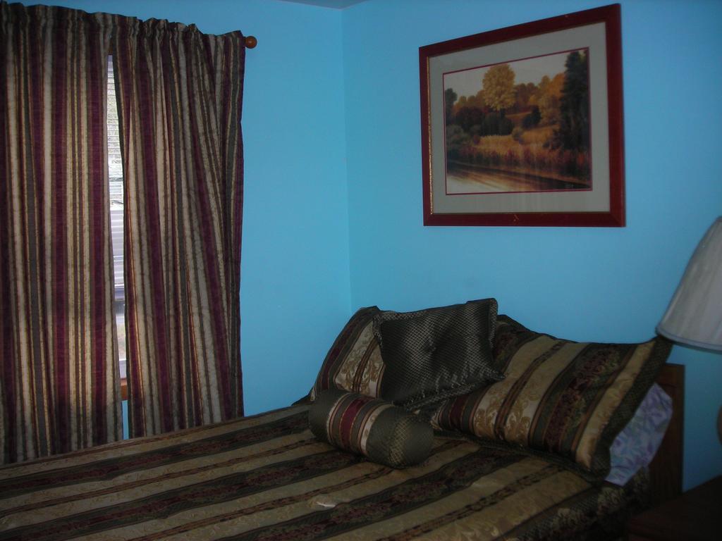 Deer Trail Motel Wisconsin Dells Pokój zdjęcie