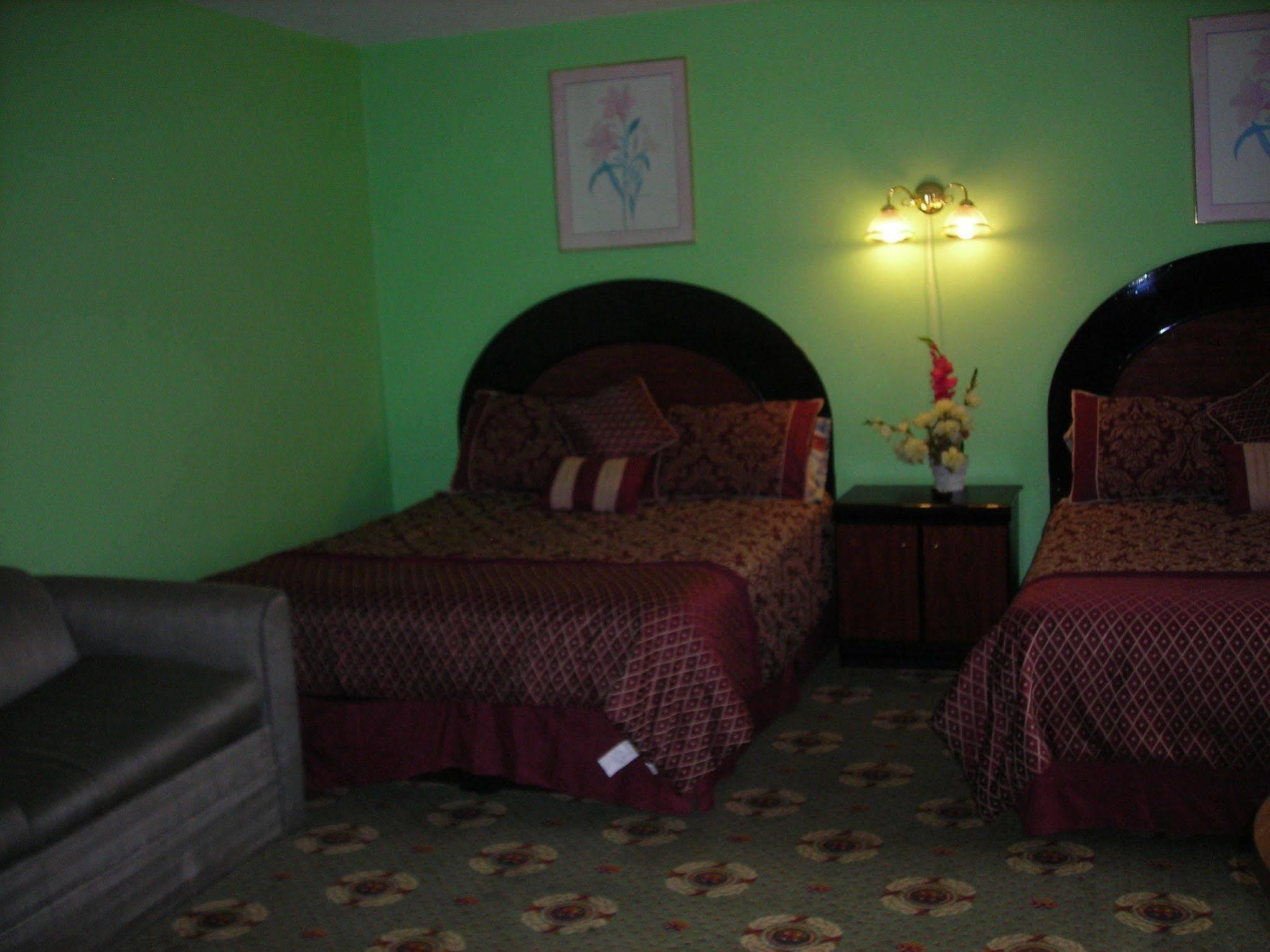 Deer Trail Motel Wisconsin Dells Zewnętrze zdjęcie